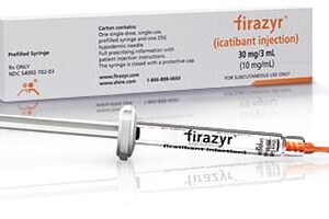 FIRAZYR (acetato de icatibant) 30 mg/3 mL (10 mg/mL) solución inyectable subcutánea en jeringa precargada de dosis única, Takeda Pharmaceuticals.